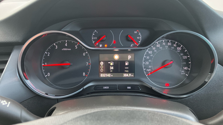 Vauxhall Crossland X 1.2T [130] Elite Nav 5dr [Start Stop] Auto Petrol Hatchback